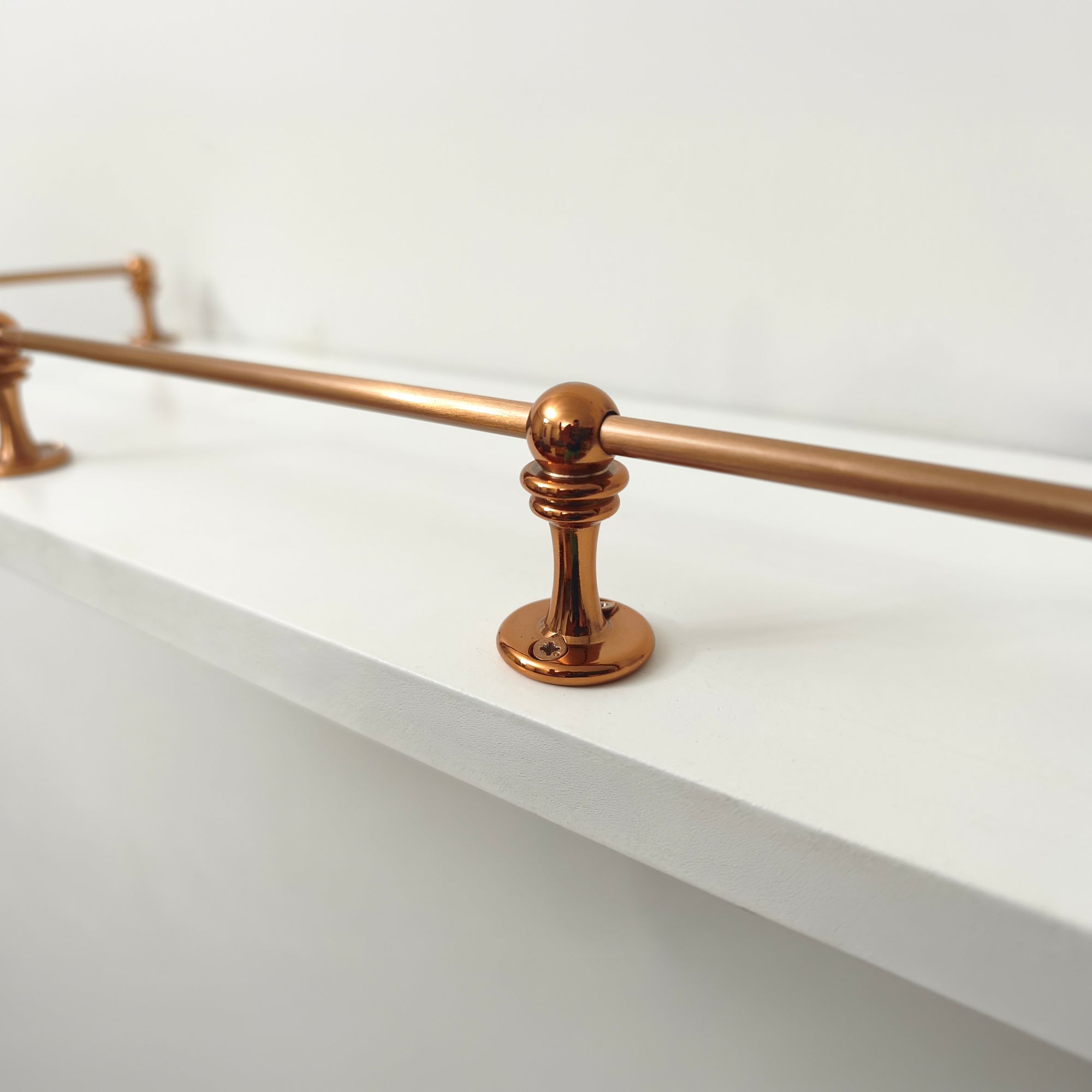 Copper Gallery Rail, Copper Shelf Tipping, Floating Shelf Tipping with Decorative Posts, Rack-Mounted Gallery Rail, Bookshelf