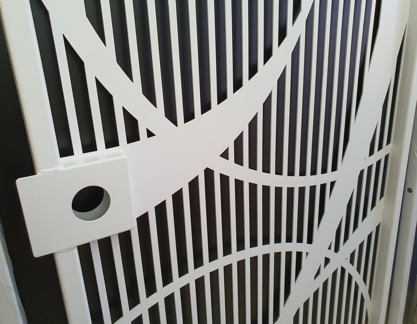 Custom Intersec Modern Linear Metal Garden Gate | Metal Art Accent | Abstract Curved Overlay Laser Cut Door | Luxury Minimalist Outdoor Entry | M49